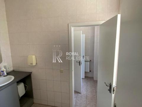 комерційна за адресою Бехтерівський, 1