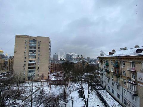 коммерческая по адресу Бехтеревский, 1