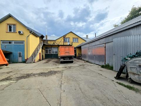 комерційна за адресою Паркова, 7