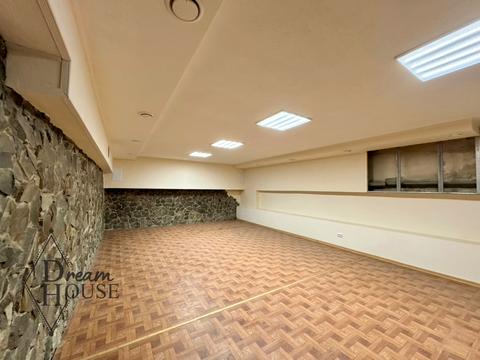 комерційна за адресою Нововолинськ, м-н Шахтарський, 38
