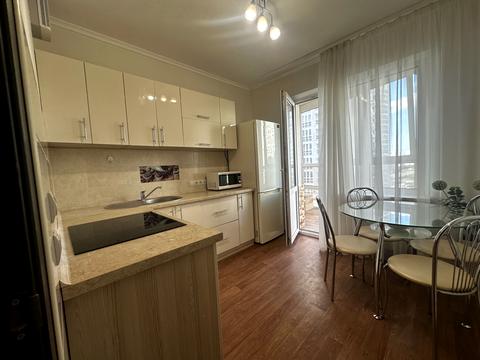 квартира за адресою Бориса Гмирі вул., 16