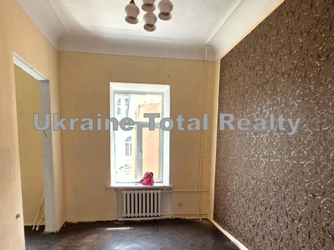квартира за адресою Шота Руставелі вул., 15