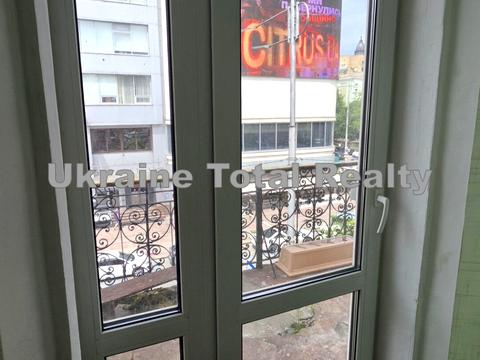 квартира за адресою Шота Руставелі вул., 15