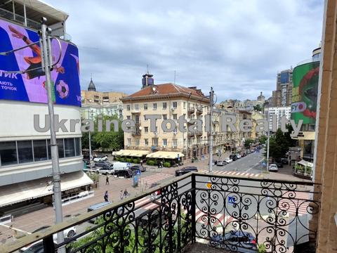 квартира за адресою Шота Руставелі вул., 15