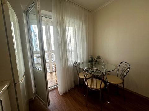 квартира за адресою Бориса Гмирі вул., 16