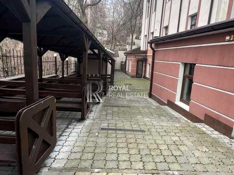 коммерческая по адресу Косогорный пер., 10