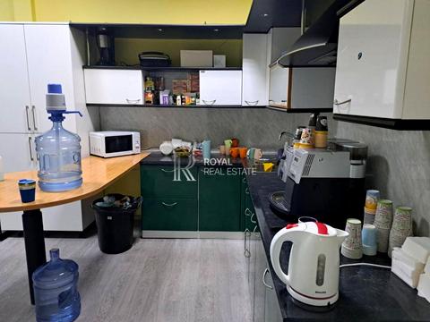 комерційна за адресою Марії Капніст вул., 2