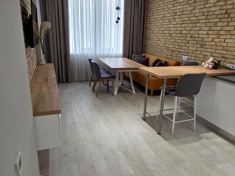 квартира за адресою Трускавецька вул., 8