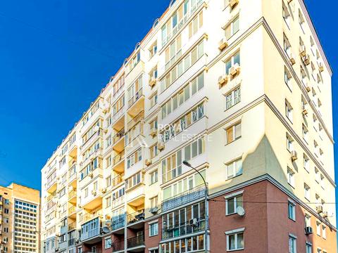 коммерческая по адресу Сирецька вул., 32