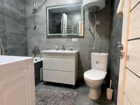 квартира за адресою Драгоманова вул., 8