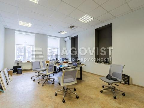 комерційна за адресою Гоголівська вул., 39