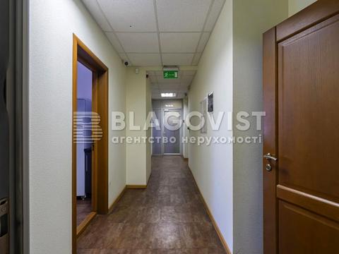 комерційна за адресою Гоголівська вул., 39