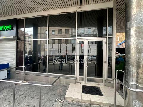 комерційна за адресою Софіївська пл., 1/2