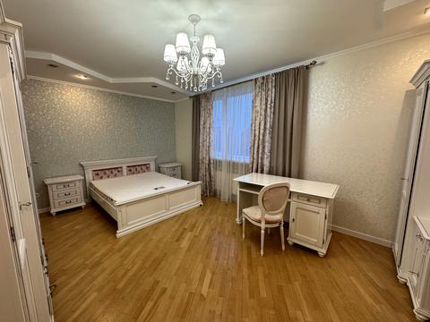 будинок за адресою 24 Серпня вул.