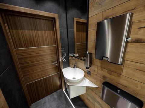 коммерческая по адресу Кловский спуск, 7a