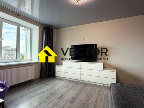 квартира за адресою Героїв України вул., 4