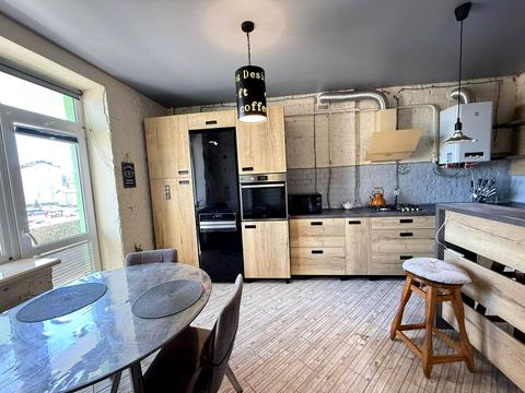 квартира за адресою Весняна вул., 8