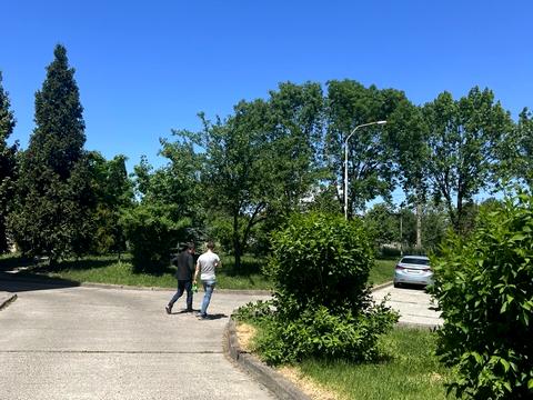 коммерческая по адресу Троллейбусная ул., 28