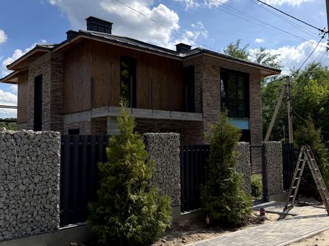 будинок за адресою с. Рославичі, Васильківська