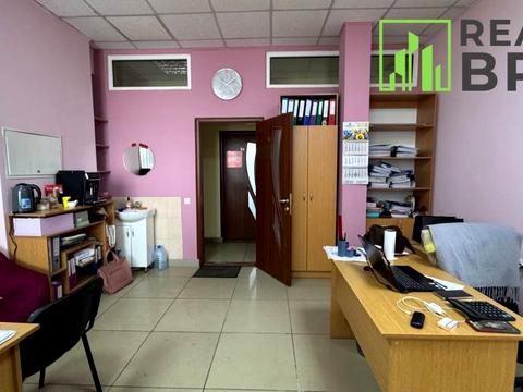 комерційна за адресою Вайсера вул., 17