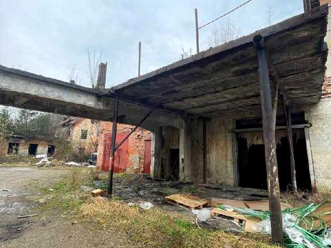 комерційна за адресою Степана Бандери вул., 10