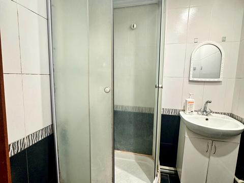 квартира за адресою Тростянецька вул., 8-Б
