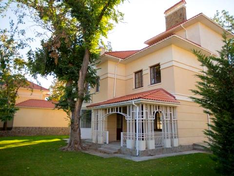 будинок за адресою Дмитріївська вул. (Дмитрія Донського)