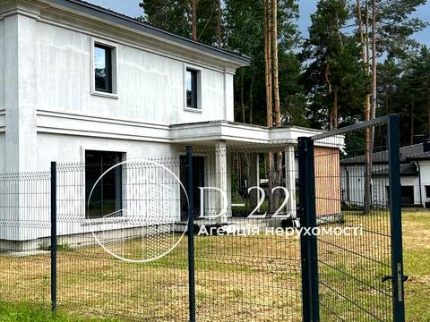 будинок за адресою Набережна вул.