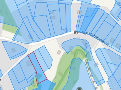 участок по адресу с. Старые Безрадичи, Набережна, 37