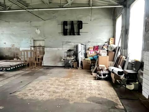 комерційна за адресою Автозаводська вул., 2а