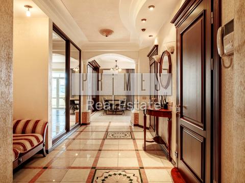 квартира за адресою Кропивницького вул., 8