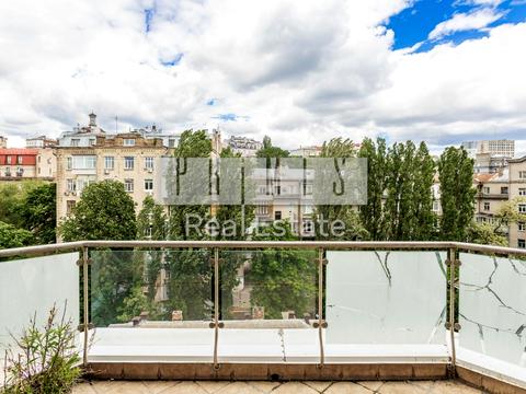 квартира за адресою Кропивницького вул., 8
