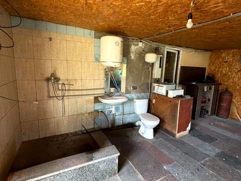 комерційна за адресою Андрушівка, Т. Г. Шевченка пл., 10