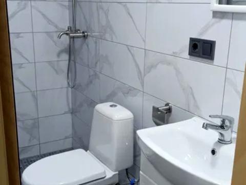 будинок за адресою Спокійна
