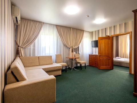 комерційна за адресою Братиславська вул., 14 А