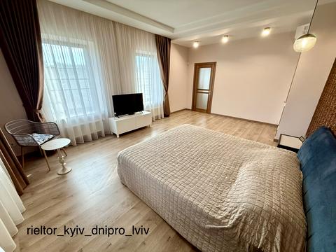 будинок за адресою Індустріальна