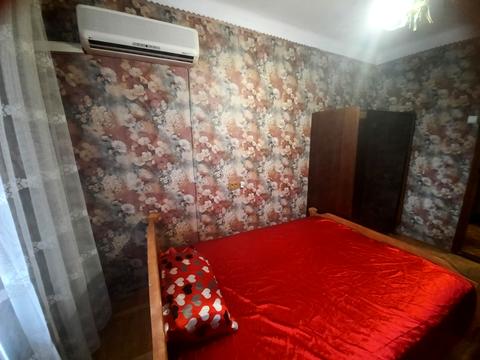 квартира за адресою Академіка Корольова вул., 2