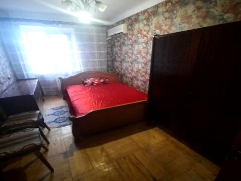 квартира за адресою Академіка Корольова вул., 2