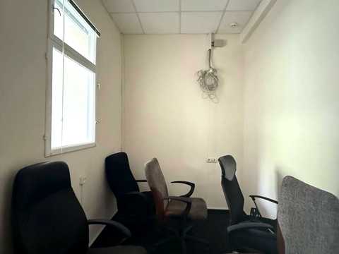 коммерческая по адресу Евгения Коновальца ул. (Щорса), 31