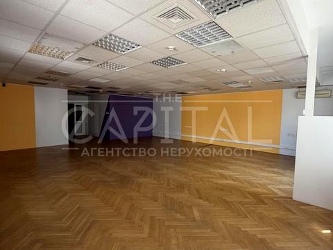 комерційна за адресою Богдана Хмельницького вул., 55а