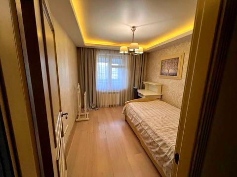 квартира за адресою Амвросія Бучми бульв., 5/1