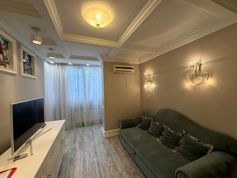 квартира за адресою Сім'ї Кульженків вул. (Петра Дегтяренка), 35