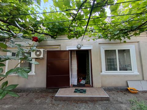 будинок за адресою 27-ма Лінія вул., 7