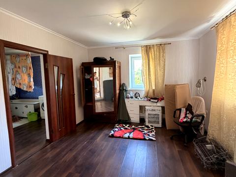 дом по адресу с. Редвинцы, Центральна, 36