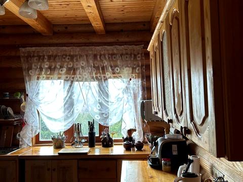 будинок за адресою с. Лазещина, Лісова