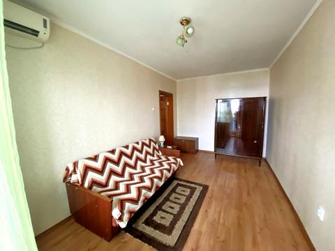 квартира за адресою Лазурна вул., 18-Б