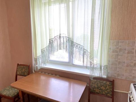 квартира за адресою Лазурна вул., 18-Б