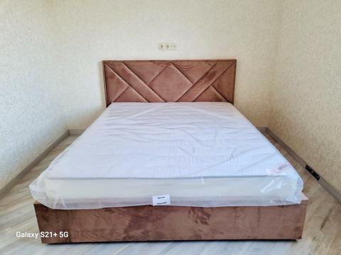 будинок за адресою Космонавтів вул., 5
