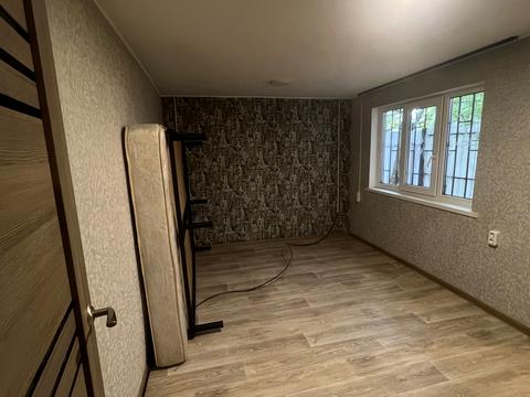 участок по адресу Квітнева, 34