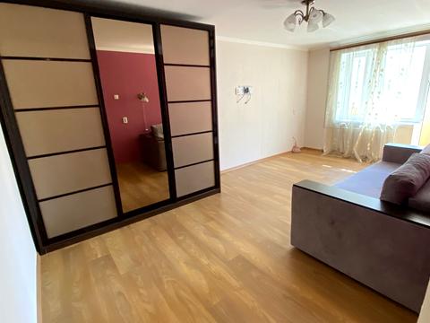 квартира по адресу Строителей ул., 14-А